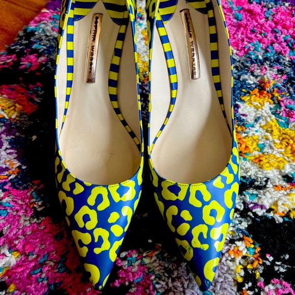 Leopard Print Heels - Picture 2 of 4